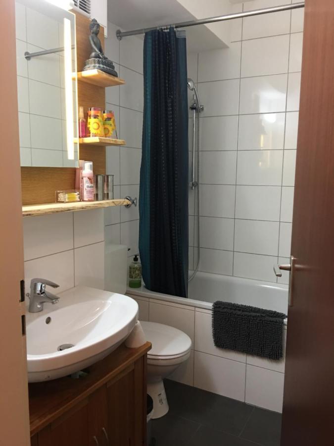 Mitten In Duesseldorf Extérieur photo